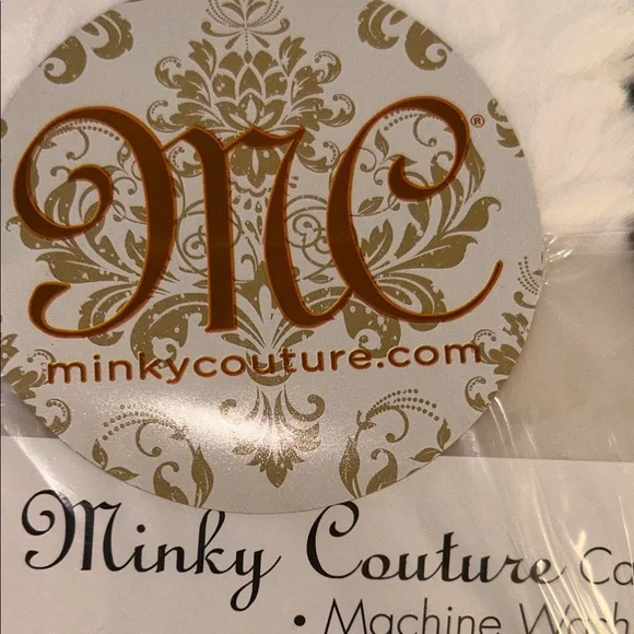 Minky Couture White Blanket. NWT. Fits single/ double bed. - Picture 2 of 11